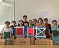Bild: ow
Stolz präsentieren die Schüler der Mittelschule Grafenwöhr die Ergebnisse ihrer Arbeit bei dem Besuch des Bfz Weiden. Von links: Raslan Al Bagdadi, Daniel Erfurt, Shayenne Maxwell, Günther Dittner, Katharina Kononenko, Daniel Koslov, Jaqueline Birner, Jonas Hoheißl und Daniel Gerber.