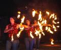 Bild: agr
Zum zehnten Mal tanzten im Stadtpark die Flammen: Beim Johannisfeuer begeisterten "Ameno Signum" ihre Fans mit ihrer neuen Rock-Show.