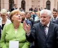 Bild:  Kay Nietfeld/dpa
Bundeskanzlerin Angela Merkel (CDU) und Horst Seehofer (CSU), Bundesminister des Innern, für Bau und Heimat. Warum lässt sich die Kanzlerin Seehofers permanente Attacken gefallen?