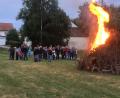 Bild: sl
Das Johannisfeuer sorgt für Wärme.