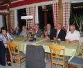 Bild: enz
Eine Gruppe Altalbenreuther und Ulrichsgrüner schloss sich dem Heimattreffen auf Initiative von Willy Rubick (rechts, daneben Bürgermeister Klaus Meyer) an