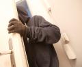 Bild: Bodo Marks/dpa
Ein Einbrecher hat in Kümmersbruck einen Schaden von 2500 Euro hinterlassen.