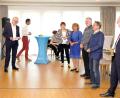 Bild: njn
Die Begrüßung bei der Ausstellungseröffnung übernahm Geschäftsführer Martin Weiß (Zweiter von links). Mit auf dem Bild (von rechts) Johannes Magin von der katholischen Jugendförderung, Bürgermeister Hans Donko, zweiter  Bürgermeister Johannes Reger,  dritte Bürgermeisterin Sonja Heindl und Kreisrätin Brigitte Scharf.