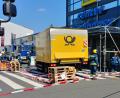Bild: THW Weiden
Ein Lkw rammte das Vordach eines Markts in Weiden.