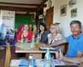 Bild: sön
Klaus Hernes (rechts), stellvertretender Kreisvorsitzender und Bildungsreferent im BLSV Kreis Amberg-Sulzbach, referiert vor Teilnehmer aus unterschiedlichen Vereinen des Stadtverbandes zum aktuellen Thema Datenschutz.