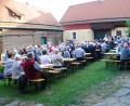 Bild: ENZ
Im historischen Sengerhof fand die öffentliche Musikprobe der Männerchöre aus Neualbenreuth und Bärnau statt.