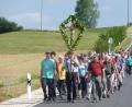 Bild: rgl
Eine stattliche Anzahl Fußwallfahrer zieht zum Heiligen Berg nach Amberg.