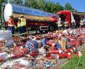 Bild: Petra Hartl
Bei einem Unfall auf der A 6 zwischen Alfeld und Sulzbach-Rosenberg wird ein Mann verletzt. Der Lkw-Fahrer fuhr ungebremst in einen anderen Lkw.