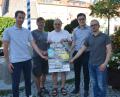 Bild: dob
Die Kulturnacht am Freitag, 13. Juli, ist wieder ein Gemeinschaftsprojekt des Mittelständischen Wirtschaftskreises, der Musikinitiative und des Tourismusbüros. Hannes Gilch, Jürgen Fuß, Ernst Bartl, Christoph Maier und Patrick Seibicke (von links) stellen das Programm vor.