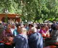 Bild: exb
Biergartenatmosphäre am Wenderer Dorfanger. Die Ortschaft Wendern hatte eingeladen und es kamen wieder zahlreiche zufriedene und gut gelaunte Gäste.