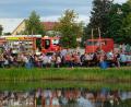 Bild: ohr
Das Weiherfest der Feuerwehr Stulln ist ein Besuchermagnet. Die Gäste nutzten den idyllisch gelegenen Platz in der Ortsmitte zu einem gemütlichen Beisammensein. Auch ein unerwarteter Regenschauer konnte die Stimmung nur etwas trüben.