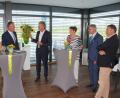 Bild: kro
Die Teilnehmer der Podiumsdiskussion (von links) Thomas Sporrer, Bürgermeister Franz Stahl, Moderater Jürgen Meyer, Liselotte Kulzer, Karl Jäger und Paulus Mehler.