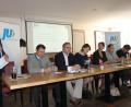 Bild: ral
Bei der JU-Kreisversammlung am Podium (von links): MdB Karl Holmeier, Landrat Thomas Ebeling, MdL Alexander Flierl, MdB Emmi Zeulner, Kreisvorsitzende Christina Bauer und Listenkandidat Manfred Wendl.