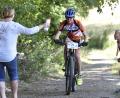 Bild: Alfred Schwarzmeier [af] (alfred.schwarzmeier@oberpfalzmedien.de)
Simon Roscher vom SV Altenstadt/Team Jota quält sich einen Anstieg hinauf: Der Bohrturmcup forderte den Teilnehmern einiges ab.