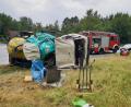 Bild: mde
Stark deformiert wurde auch das Fahrerhaus des Lasters. Teile der "Ladung" ergossen sich im Straßengraben.