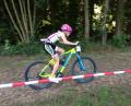 Bild: bha
Anna Bauer auf dem MTB auf dem Weg zum Gesamtsieg in Deining