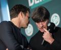 Bild: agentur_dpa
Team-Manager Oliver Bierhoff und Bundestrainer Joachim Löw stehen in der Kritik.