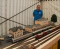 Bild: wro
Der Wiesauer Bahnhof in Spur 0 war der unbestrittene Hingucker bei der Modellbahnausstellung am Nordgautag-Samstag in Wiesau.