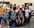 Bild: edo
Zwölf frisch- gebackene Ersthelfer gibt es an der Grund- und Mittelschule Pressath. Was die Fünft- und Sechstklässler während des Schuljahres in der "AG Schulsanitäter" gelernt hatten, zeigten sie nun den beiden BRK- Ausbildern Jürgen Göppl (rechts) und Stefan Radies bei der abschließenden Prüfung. AG- Leiterin und Konrektorin Eva- Maria Ficker freute sich über den Ehrgeiz, den die Kinder an den Tag legten.