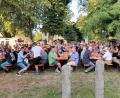 Bild: bsc
Ein beliebter Festplatz: Das ehemalige Schweinerondell am Ökonomiehof beherbergte beim Friedenfelser Bürgerfest viele Besucher.
