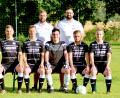 Bild: exb
Die neuen Trainer und ein Teil der neuen Spieler des SV Neusorg.
