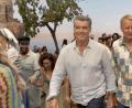 Bild: Universal Pictures /dpa
Sam (Pierce Brosnan, vorne, links), Harry (Colin Firth, vorne, rechts) und Bill (Stellan Skarsgard, vorne, Mitte) in "Mamma Mia 2: Here We Go Again".