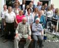 Bild: hl
Jubilar Hans Thurn (vorne links mit Ehefrau Margarete) feiert im Kreise seiner Kinder, Enkel und Verwandten seinen 80. Geburtstag.