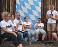 Bild: rgr
Gruppentherapiesitzung für Wochentage. Die Besuchern des Bürgerfestes wurden sehr gut unterhalten.