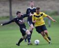 Bild: Alfred Schwarzmeier
Vor dem Kulmainer Torjäger Nicolas Pusiak (rechts) hat Aufsteiger SV Grafenwöhr gehörigen Respekt. Das Derby zum Start der Bezirksliga-Saison verspricht jede Menge Spannung.