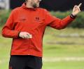 Bild: Hubert Ziegler
Sorghofs Trainer Hans-Jürgen Plößl erhofft sich vom ersten Spiel gegen den TuS Kastl einen Fingerzeig, in welche Richtung die Reise in dieser Saison geht. 

Bild: Ziegler