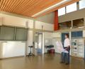 Bild: bey
Bürgermeister Rainer Rewitzer freut sich über die mit dem Zuschuss aus dem Kommunalinvestitionspgrogramm-Schulinfrastruktur ermöglichte Sanierung der Zottbachtal-Grundschule Pleystein