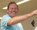 Bild: Hirsch
Krimi-Autor Dinesh Bauer erzählte in seiner launigen Art.