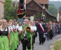 Bild: kro
Angeführt von der Stiftländer Jugend- und Blaskapelle zog ein imposanter Kirchenzug durch Kondrau.