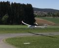 Bild: gdö
Beim Start benutzt ein Segelflieger einen kleinen Motor.