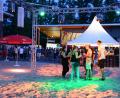 Bild: bey
Soviel Platz wie zu Beginn der Beachparty gab es für die Unterhaltungen später nicht mehr.