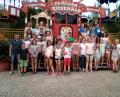Bild: hl
Das Familien-Riesenrad ist eine von vielen Attraktionen, in die die Ministranten immer wieder einsteigen.