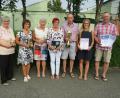 Bild: adj
Mit Urkunden und Pokalen zeichnet der 1.SKC Altenstadt seine besten Kegler aus. Von links: Vorsitzende Karolina Humig, Gerlinde Sossalla, Edith Spachtholz, Sonja Guhling, Harald Lugert, Lena Lugert und Torsten Hartmann.,