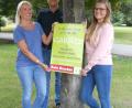 Bild: abi
Tanja Hoppe, Jens Ernstberger und Daniela Pöhlmann stecken stecken mitten in den Vorbereitungen für das Stadtparkfest "Gaböltz" am 11. August.