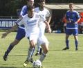 Bild: Hirsch
Mit 4:1 gewann der SV Schwarzhofen gegen Kastl. In dieser Szene erzielte Christoph Danner den Treffer zum 3:1. Die Vorlage kam von Noah Forster. Andreas Wendl (TuS Kastl) konnte nicht mehr eingreifen.