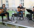 Bild: sön
Musikalisch begleitet wurde das Klimadinner von der Band „Trio de Janeiro con ritmo“ um Stefan Huber (rechts).