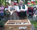 Bild: Kunz
Mit weißen Tauben ins Eheglück. Bild: Kunz