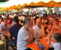 Bild: kro
Mächtig was los war beim Wondreber Weinfest, zu dem der Schützenverein „Hubertus“ eingeladen hatte. Zur späteren Stunde gab es fast keinen freien Platz mehr.