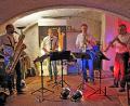 Bild: twi
Die "Saxbrothers" spielen auf vier unterschiedlichen Saxophonen im originellen Ambiente.