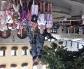 Bild: exb
Die Etsdorfer Ferienkinder vor dem Hochzeitsbrunnen auf dem Marktplatz.