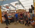 Bild: jzk
Eine Attraktion beim Seniorennachmittag im Festzelt war die Hundeschau der Hundeschule Popp.