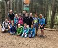 Bild: ak
Thomas Reger, Gerd Schönfelder (von links) und Karina Fischer (hinten) begleiten die Kinder beim Klettern im Hochseilgarten bei Hirschau.