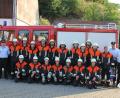 Bild: aun
Erfolgreich das Leistungsabzeichen bestanden haben 18 Kameraden der Feuerwehr Utzenhofen. Mit ihnen freuen sich (von links) Bürgermeister Stefan Braun und Kreisbrandmeister Alexander Graf, (von rechts) die beiden Kreisbrandmeister Jürgen Ehrnsberger und Helmut Braun.