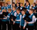 Bild: do
Die schneidigen Buben des „Jazep Medins“ aus Riga in Lettland gehören zu den führenden Knabenchören des Baltikums. Das Ensemble unter Leitung von Romans Vanags beweist bei den Speinsharter Sommerkonzerten internationale Klasse.