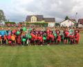 Bild: kro
Der SV Mitterteich (grüne Trikots) und die DJK Falkenberg mit den Einlaufkindern und dem Schiedsrichtergespann vor dem Spiel in der "Kienbruck-Arena".