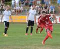 Bild: ref
Da war die Welt in Neukirchen noch in Ordnung: Maximilian Witzel tritt an und verwandelt einen Foulelfmeter zur 1:0-Führung.
